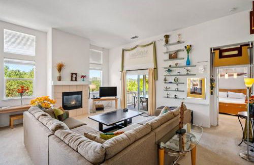 Manzanita Manor-Whimsical art & near downtown - Foto 46