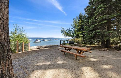 Tahoe City Retreat - For 8 - Foto 53