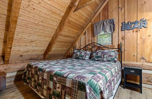 Little Bird Cabin by American Patriot Getaways - Foto 24