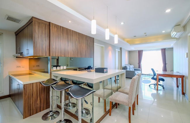 Comfort And Spacious 3Br Apartment At Casa Grande Residence - Foto 12