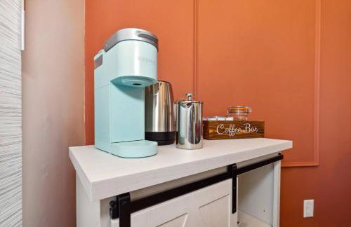 HotTub, Theater, Kings, & Firepit - NearWesley - Foto 15