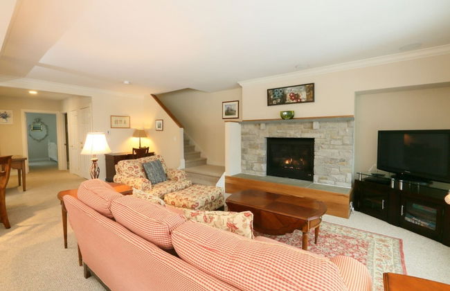 3BR Overlook at Topnotch - Photo 11