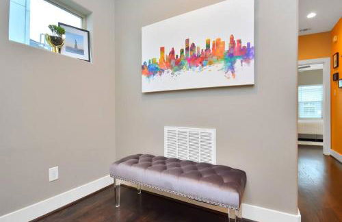 Rooftop Terrace Home with Garage Parking 10 minutes from NRG Stadium and Medical CTR - Foto 26
