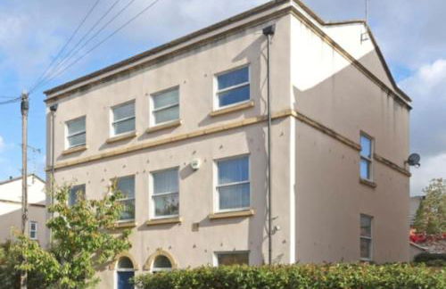 5 Bed Modern Cheltenham Town Centre Home - Photo 5