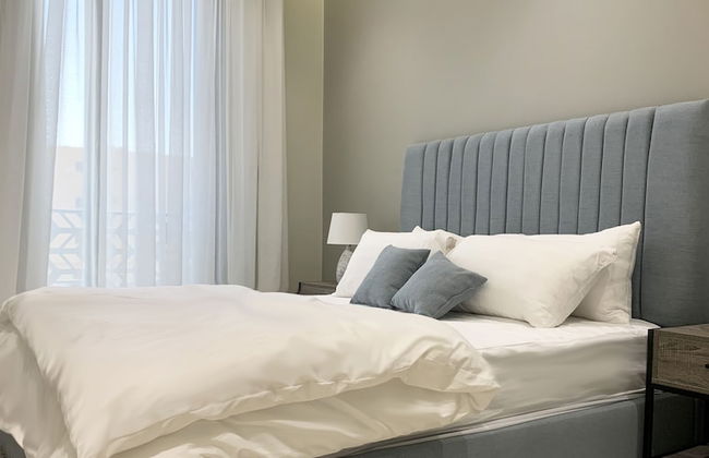 Tawun A1-5 Royal touch Balcony GX60 - Photo 3