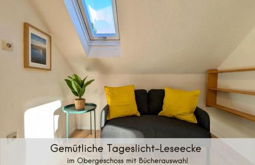 Das Waldhäuschen - bis 10 Personen, 4 Schlafzimmer, 2 Bäder, Tischkicker, kostenlose Parkplätze, WLAN, Smart-TVs - Foto 5