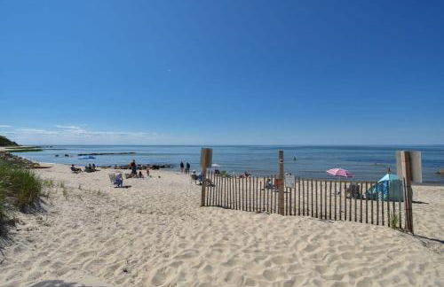 Pond Front Home with Private Dock - Foto 34