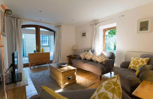 Converted coach house with parking in Pittenweem - Foto 2