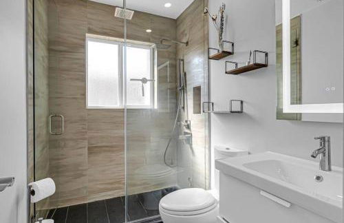 Casa la Miami - Central location Villa with Pool & Gym - Photo 8