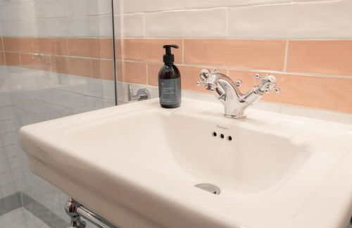 The Farmhouse - Photo 54