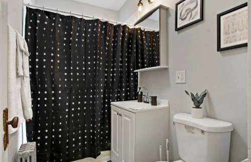 1BR Vibrant & Inviting Apt in Chicago - Montrose 2E - Foto 19