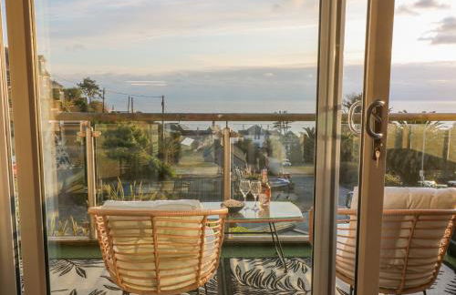 A Stone's Throw - Foto 2