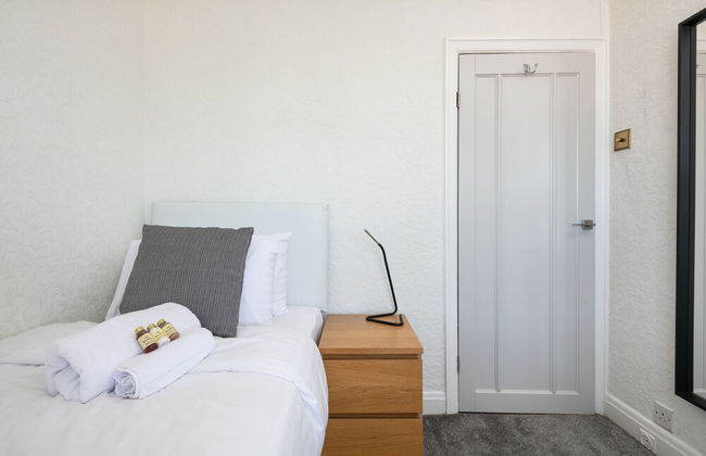 Rest & Recharge - Koi House - Photo 9