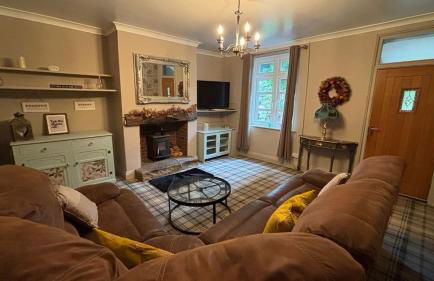 Two bedroomed Cosy cottage close to Wakefield and motorway networks Ideal for long stays and contractors - Foto 8