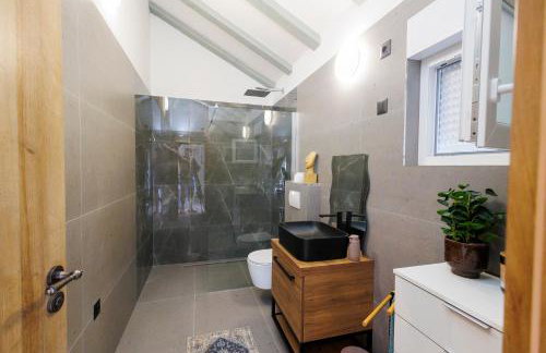 Luxury Villa Andrea Vrzika in forest near the sea with heated pool - Foto 54