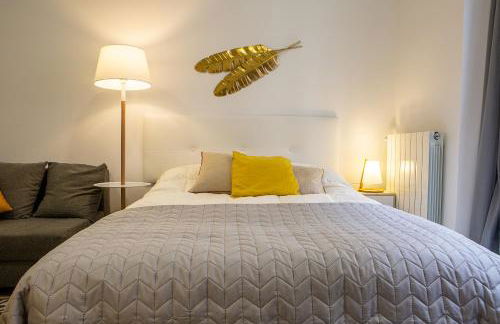 Calle Huertas Coqueto by RegalateMadrid - Photo 17