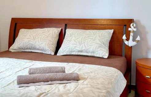 2 Bedroom Amazing Apartment In Labin - Foto 22