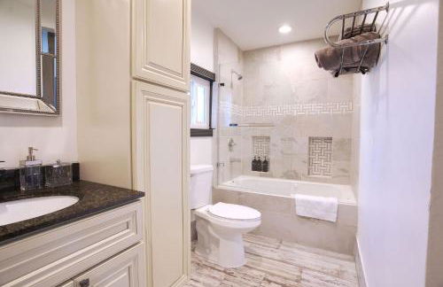 The Black and White House - Foto 29