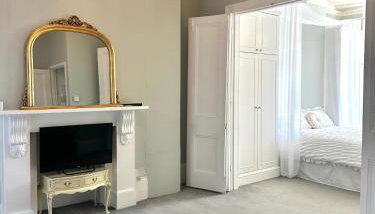 Classically Elegant Designer Apartment - Foto 2