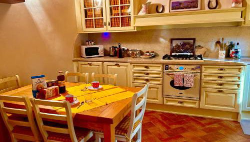 Appartamento Corte Antica con splendida Jacuzzi - Foto 2, stove, dishwasher, pet friendly, toaster, minibar