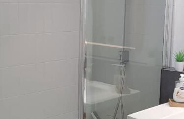 Splendide T2 face à la mer, terrasse, wifi - Foto 6