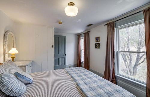 3 and Picturesque Acres! Historic Lexington Farmhouse - Foto 19