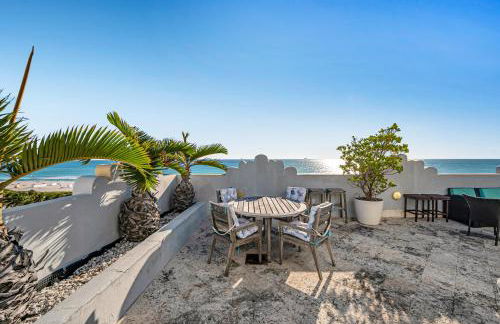 Crown Jewel of Ocean Drive- 2 story Penthouse, 4 Bedrooms & Private rooftop spa - Foto 41
