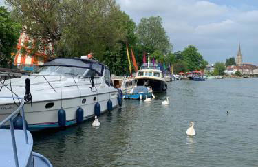 Stunning Classic Dutch Barge near Henley & Marlow - Foto 11