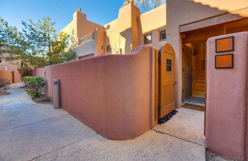 Walk to Santa Fe Plaza Condo with Kiva Fireplace! - Foto 20