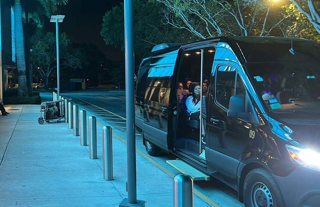 Shopping Trip at the Miami Outlets - Photo 3