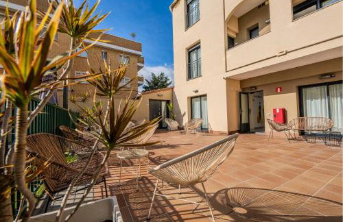 Castell Beach Aparthotel - Foto 10