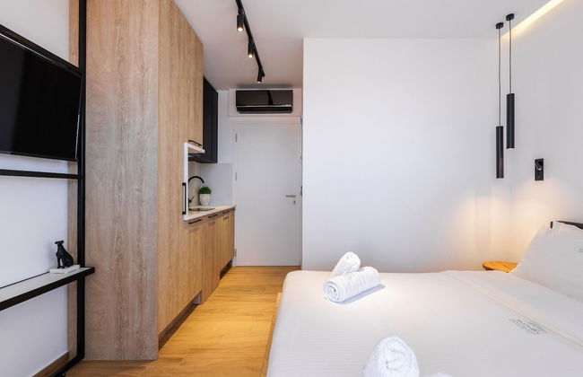 Kentro Luxury Suites - Photo 13