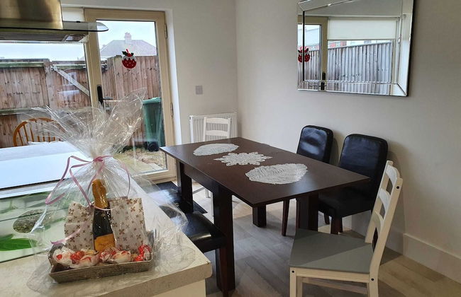 Riverdale House - 4 Bedrooms - Photo 21