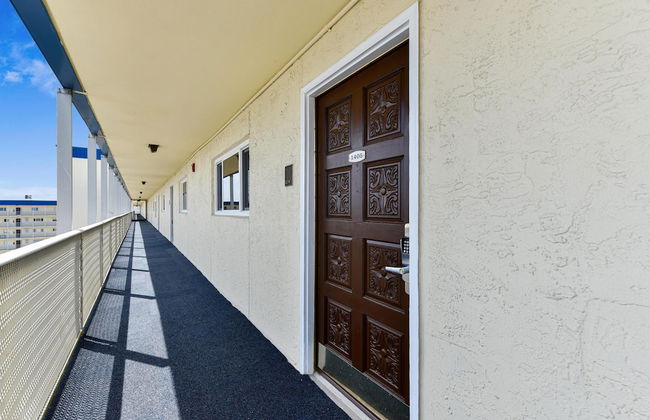 Regency Towers by Book That Condo - Foto 37