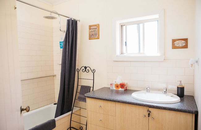 Bell's Cottage Collective - Photo 15