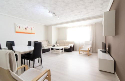 Global Properties, Apartamento de 4 habitaciones a 100 m de la playa - Foto 9