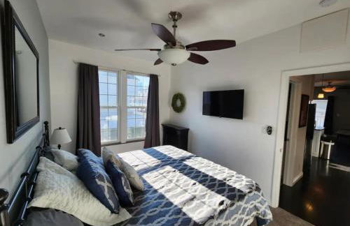 Vista Villa - 3 Bedrooms with Roof Top Deck! - Foto 18