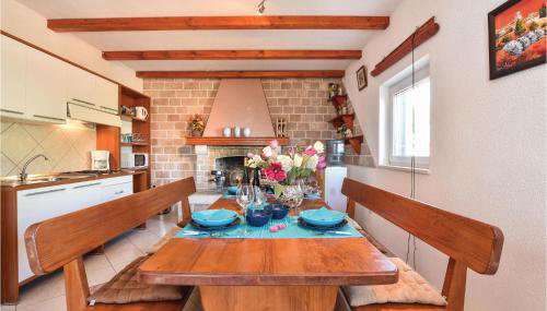 Pet Friendly Home In Postira With Wifi - Foto 2