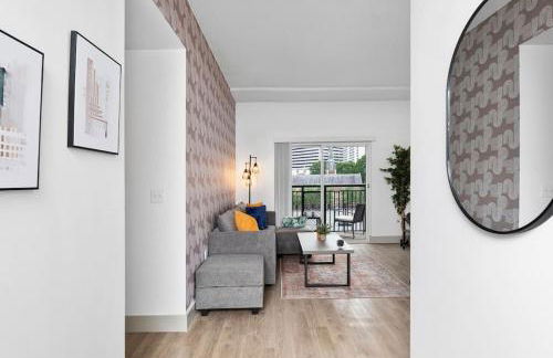 Stylish 4 Bed - 2 Mins to Stadium - Free Parking - Gym - Views - Foto 27