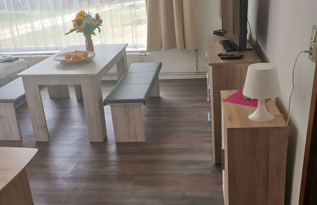 Lakeside Escape With Garden Fun - Foto 8