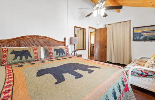 Tipsy Grizzly Cabin - - Foto 11