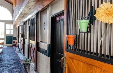 Scenic Barn B&B with Private Bath & Country Breakfast near Old Hickory Lake – Gallatin, Tennessee - Foto 17