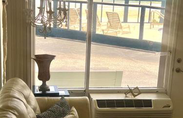 Ocean Breeze - Ocean Front at Symphony Beach Club! - Photo 3