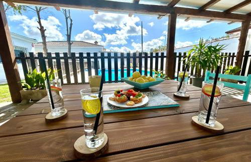 GATU Villa Serena piscina privada mayores de 25 años y familias - Foto 35