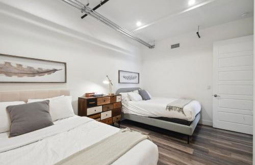 Brushed & Bold | RiNo Art Lofts - Foto 7