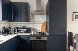 Elegant 3 Bed Apt for Contractors & Families Sleeps 5 - Foto 28