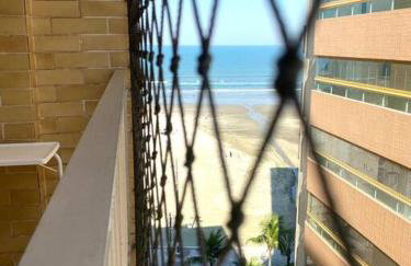 Apartamento Praia Grande! Prédio frente ao mar - Foto 27