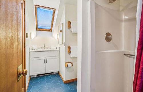 Highridge B20 Spectacular Top Floor Two Bedroom with Loft Condo with Scenic Views and Sports Center - Foto 59