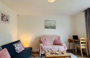 Penuel near Sutton -In-Ashfield town centre - Foto 17