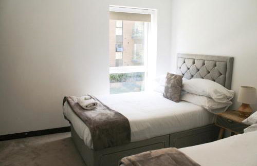 The Ivy Abode, Stylish 2-Bed Apartment Free Parking - Foto 34